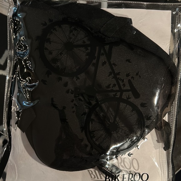 Bike seat cover - Picture 2 of 3